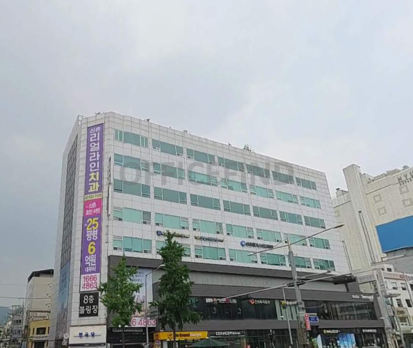 신촌 테라운드빌딩 사진 #1